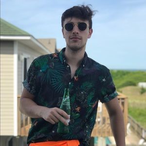 Meet your Posher, Christian